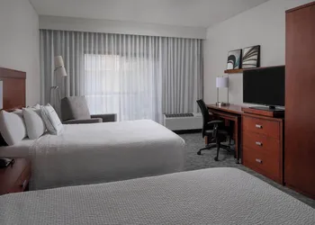 Courtyard by Marriott Jacksonville at Mayo Clinic Campus/Beaches hotel thumbnail 6