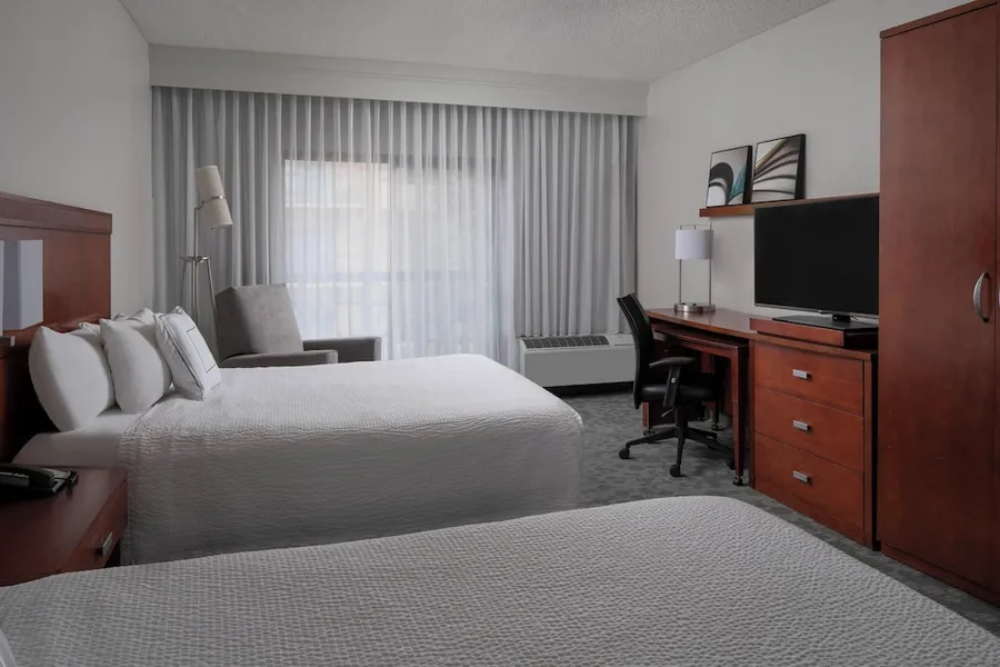 Courtyard by Marriott Jacksonville at Mayo Clinic Campus/Beaches hotel detail image 6