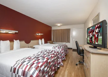 Red Roof Inn Cleveland - Mentor/ Willoughby hotel thumbnail 4