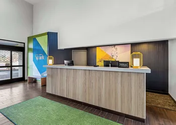 Spark by Hilton Glendale Phoenix North hotel thumbnail 3