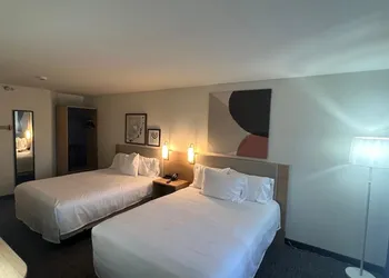Spark by Hilton Glendale Phoenix North hotel thumbnail 8