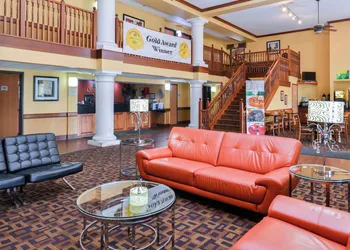 Quality Inn Bolingbrook I-55 hotel thumbnail 4