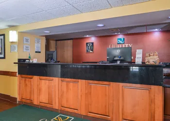 Quality Inn Bolingbrook I-55 hotel thumbnail 5