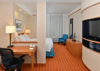 Fairfield Inn and Suites by Marriott Sacramento Elk Grove hotel thumbnail 6
