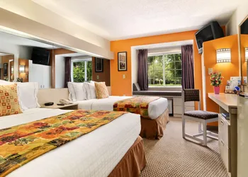 Hometown Inn & Suites Jacksonville - Butler Blvd./Southpoint hotel thumbnail 4