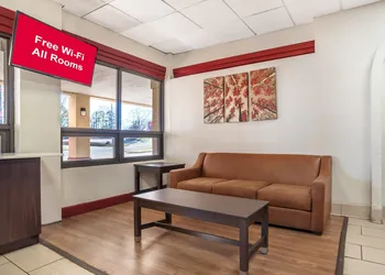 Red Roof Inn Montgomery - Midtown hotel thumbnail 3