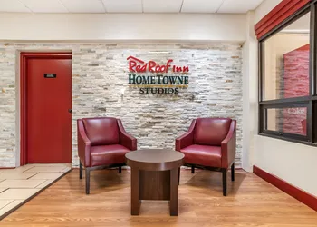 Red Roof Inn Montgomery - Midtown hotel thumbnail 4