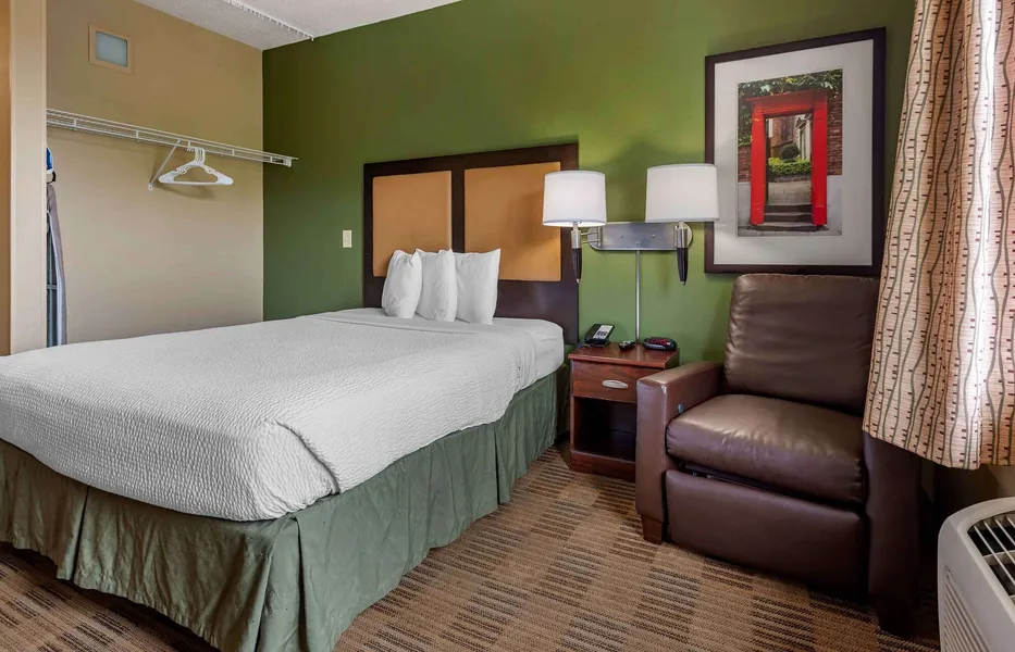 Extended Stay America Suites Edison Raritan Center hotel detail image 6