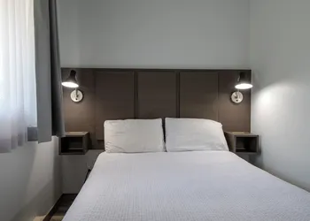 Riverland Inn & Suites hotel thumbnail 8
