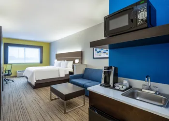 Holiday Inn Express Hotel & Suites BEAUMONT NW by IHG hotel thumbnail 4