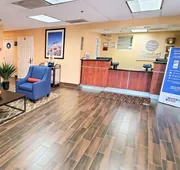 Comfort Inn & Suites Near Universal - N. Hollywood - Burbank hotel detail image 4