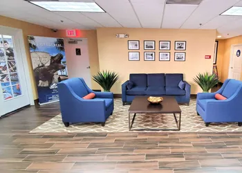 Comfort Inn & Suites Near Universal - N. Hollywood - Burbank hotel thumbnail 6