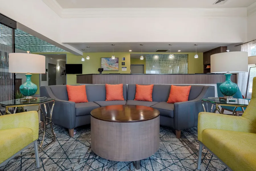 Best Western Carlton Suites hotel detail image 2