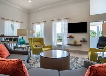 Best Western Carlton Suites hotel thumbnail 4