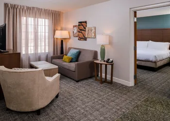 Staybridge Suites Indianapolis Downtown - Convention Center by IHG hotel thumbnail 5