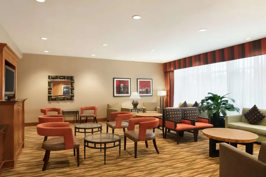 Hampton Inn New York - LaGuardia Airport hotel detail image 2