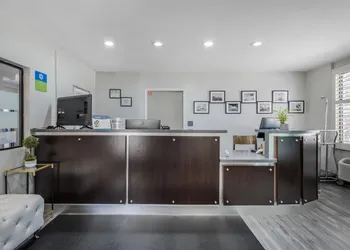 SureStay Hotel by Best Western Beverly Hills West LA hotel thumbnail 2