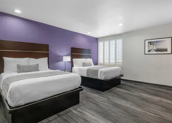 SureStay Hotel by Best Western Beverly Hills West LA hotel thumbnail 6