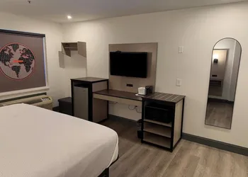 Ramada by Wyndham Albany GA hotel thumbnail 3