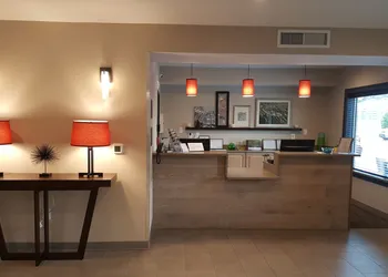 Country Inn & Suites by Radisson, Savannah Midtown, GA hotel thumbnail 2