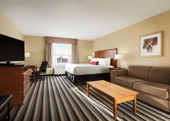 Days Inn & Suites by Wyndham Edmonton Airport hotel thumbnail 6