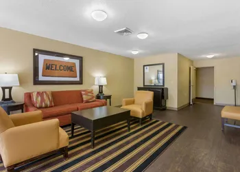 Extended Stay America Suites Toledo Maumee hotel thumbnail 2