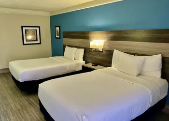 La Quinta Inn by Wyndham Denver Northglenn hotel thumbnail 5