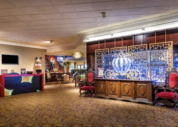 Anaheim Majestic Garden Hotel hotel thumbnail 8