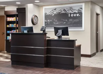 Hampton Inn Boulder - Louisville hotel thumbnail 3