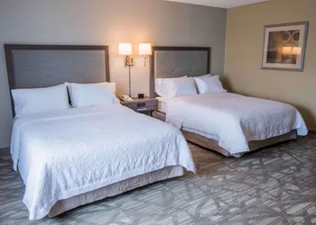Hampton Inn & Suites Tilton hotel thumbnail 8