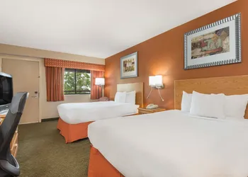 Days Inn by Wyndham Columbus Fairgrounds hotel thumbnail 8