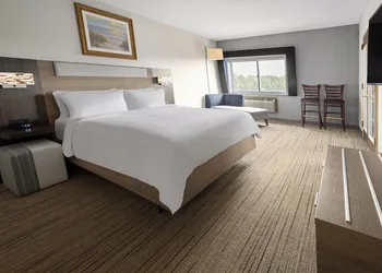 Holiday Inn Express Stony Brook by IHG hotel thumbnail 7