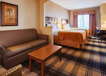Best Western Lockhart Hotel & Suites hotel thumbnail 7