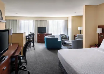 Courtyard by Marriott Sacramento Cal Expo hotel thumbnail 7