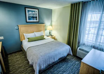 Candlewood Suites Fargo-N. Dakota State University by IHG hotel thumbnail 8