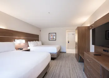 Holiday Inn Express Grover Beach-Pismo Beach Area by IHG hotel thumbnail 7