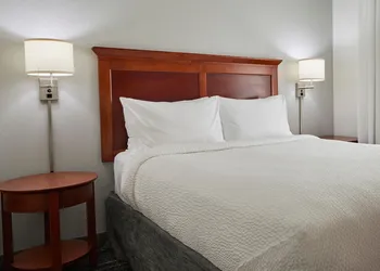 TownePlace Suites by Marriott Medford hotel thumbnail 5