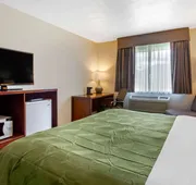 Quality Inn Logan near University hotel detail image 5