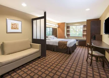 Microtel Inn & Suites by Wyndham North Canton hotel thumbnail 8