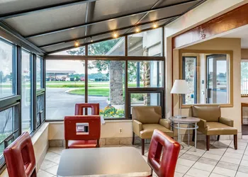 Red Roof Inn Columbus - Taylorsville/ Edinburgh hotel thumbnail 2