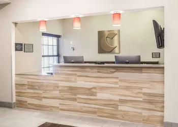 Comfort Inn & Suites Fairburn - Atlanta Southwest hotel thumbnail 2