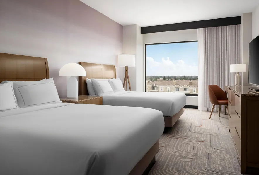 Hotel Zessa Orange County Airport, a DoubleTree by Hilton hotel detail image 6