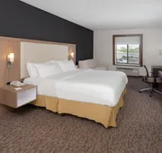 Holiday Inn Express Hotel & Suites Dayton West - Brookville by IHG hotel detail image 3