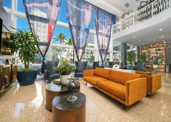 Catalina Hotel & Beach Club hotel thumbnail 4