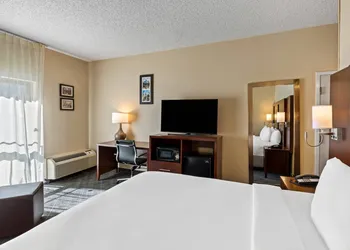 Comfort Inn Roswell-Dunwoody hotel thumbnail 5