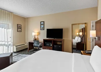 Comfort Inn Roswell-Dunwoody hotel thumbnail 5