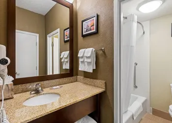 Comfort Inn Roswell-Dunwoody hotel thumbnail 7