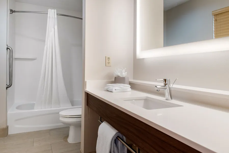 Holiday Inn Express Hotel & Suites Harrison by IHG hotel detail image 2