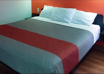Motel 6 North Richland Hills, TX hotel thumbnail 6