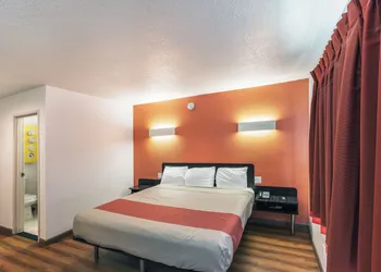 Motel 6 North Richland Hills, TX hotel thumbnail 8